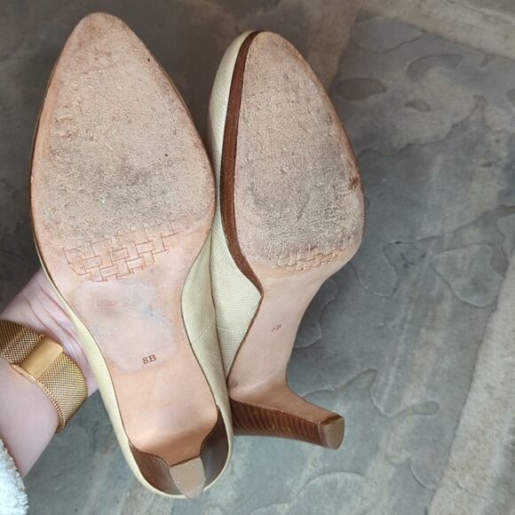 COLE Haan Leather Pumps Woman's size 8 snake texture 3.5" heel Cream Neutral - Picture 6 of 12
